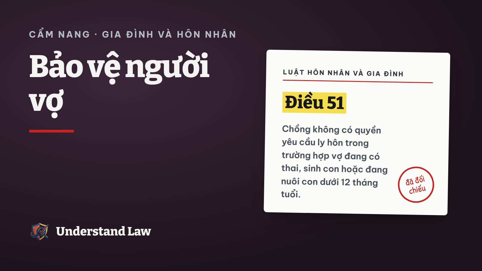 Người mẹ mang thai đứng trước cánh cửa tòa án đóng