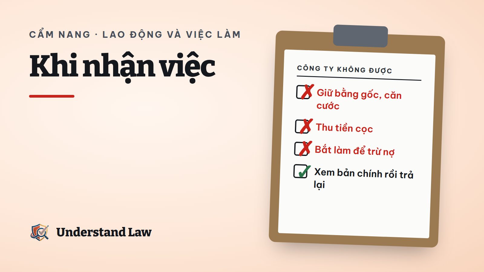 Tấm bằng tốt nghiệp bị khóa trong ngăn kéo có biểu tượng cấm